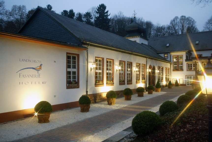 Zweibrücken Romantik Hotel Landschloss Fasanerie מראה חיצוני תמונה